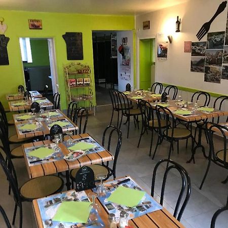 Le Vigeant Hotel Du Viaduc מראה חיצוני תמונה